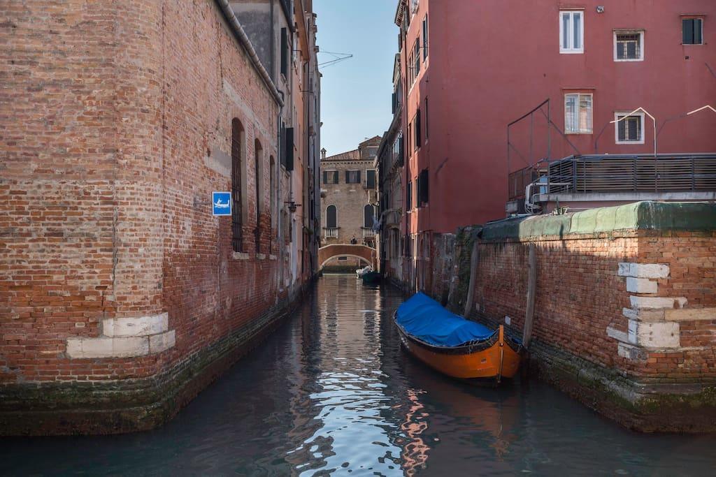 Casa Di Primavera Venedig Exteriör bild