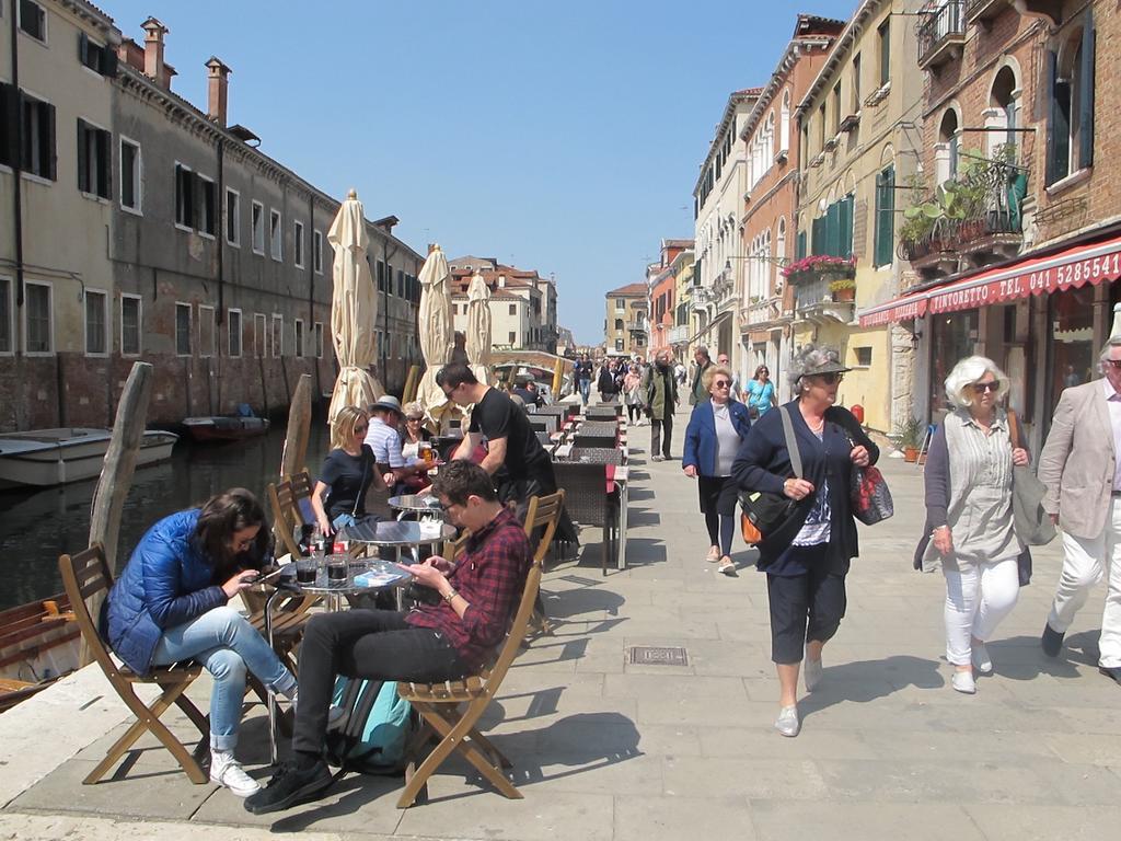 Casa Di Primavera Venedig Exteriör bild